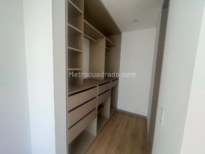 Apartamento en venta en Santa Bárbara Occidental, Bogotá · foto 8 de 13
