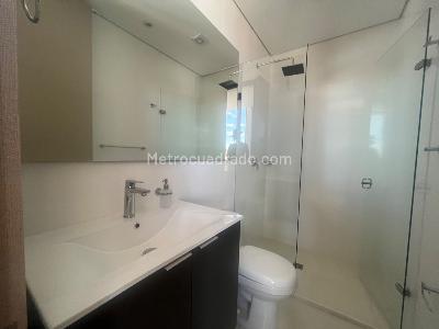 Apartamento de 2 alcobas en venta en Santa Bárbara Occidental, Bogotá, 90 m² · foto 11 de 16