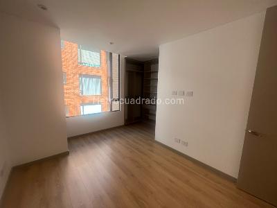 Apartamento de 2 alcobas en venta en Santa Bárbara Occidental, Bogotá, 90 m² · foto 11 de 13