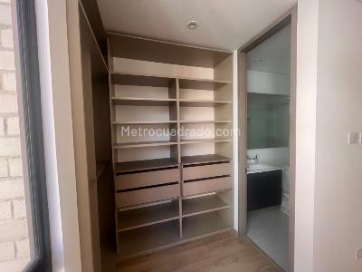 Apartamento de 2 alcobas en venta en Santa Bárbara Occidental, Bogotá, 90 m² · foto 12 de 13