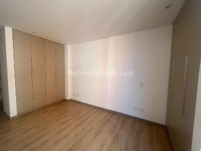 Apartamento de 2 alcobas en venta en Santa Bárbara Occidental, Bogotá, 90 m² · foto 9 de 13