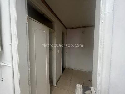 Casa de 4 alcobas en venta en Santa Margarita, Bogotá, 226 m² · foto 2 de 10