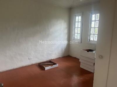 Casa de 4 alcobas en venta en Santa Margarita, Bogotá, 226 m² · foto 6 de 10
