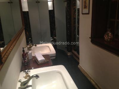 Casa de 3 alcobas en venta en Chapinero Quinta Camacho, Bogotá, 485 m² · foto 10 de 19