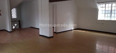 Casa de 4 alcobas en venta en Quinta Camacho, Bogotá, 435 m² · foto 19 de 20