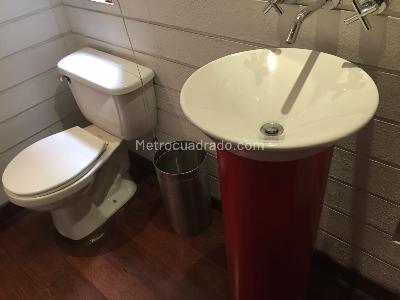 Apartamento de 3 alcobas en venta en Los Rosales, Bogotá, 281 m² · foto 2 de 20