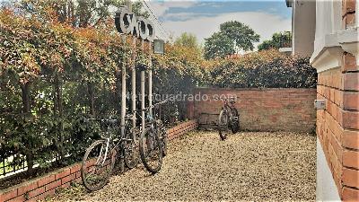 Casa en venta en Quinta Camacho, Bogotá · foto 2 de 20