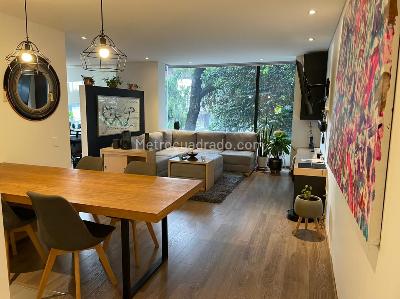 Apartamento de 1 alcoba en venta en Chico Norte, Bogotá, 79 m² · foto 9 de 19