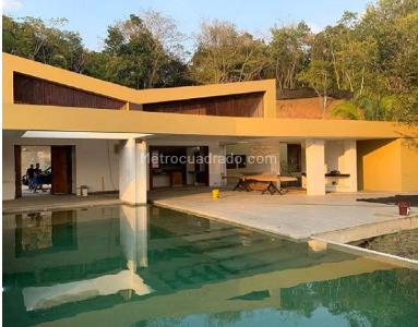 Apartamento de 1 alcoba en venta en Chico, Bogotá, 90 m² · foto 7 de 20