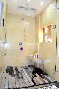 Casa de 4 alcobas en venta en Chapinero, Bogotá, 582 m² · foto 5 de 15