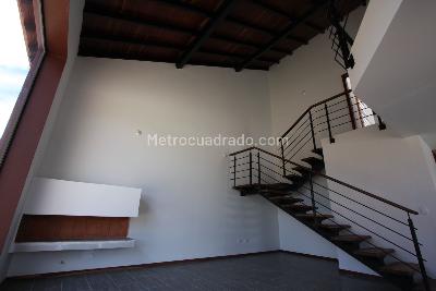 Casa en arriendo en Cajica, Cajicá · foto 3 de 18