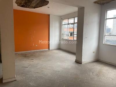 Apartamento de 3 alcobas en venta en Santa Fe Centro, Bogotá, 87 m² · foto 2 de 12
