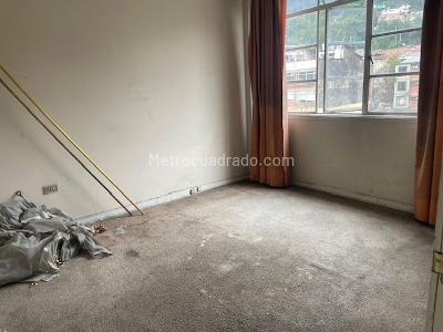 Apartamento de 3 alcobas en venta en Santa Fe Centro, Bogotá, 87 m² · foto 8 de 12