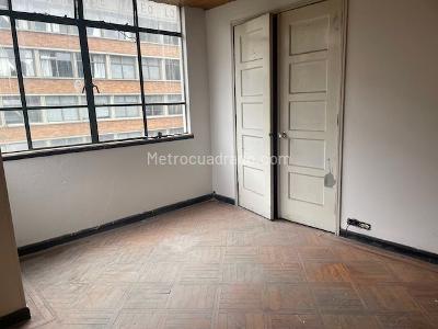 Apartamento de 3 alcobas en venta en Santa Fe, Bogotá, 88 m² · foto 10 de 13