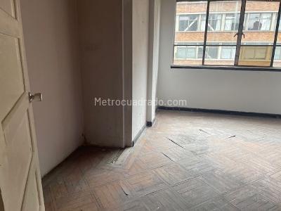 Apartamento de 3 alcobas en venta en Santa Fe, Bogotá, 88 m² · foto 8 de 13