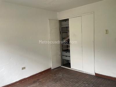 Apartamento de 2 alcobas en venta en Santa Fe Centro, Bogotá, 69 m² · foto 12 de 16