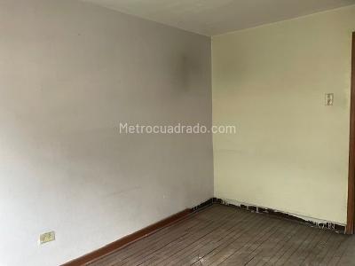Apartamento de 2 alcobas en venta en Santa Fe Centro, Bogotá, 69 m² · foto 6 de 16