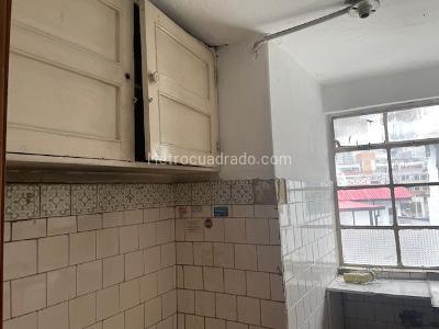 Apartamento de 2 alcobas en venta en Santa Fe Centro, Bogotá, 69 m² · foto 8 de 16