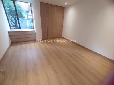 Apartamento de 3 alcobas en venta en El Refugio, Bogotá, 163 m² · foto 16 de 20