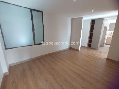 Apartamento de 3 alcobas en venta en El Refugio, Bogotá, 163 m² · foto 18 de 20