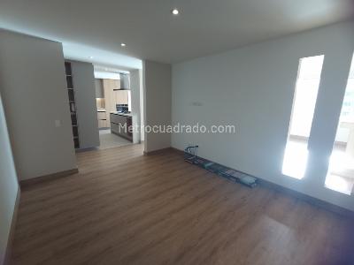 Apartamento de 3 alcobas en venta en El Refugio, Bogotá, 163 m² · foto 9 de 20