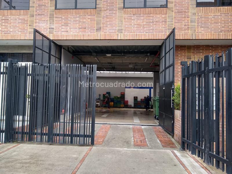 Edificio de Oficinas en Venta, SUBA, Bogotá D.C. - Vista 3