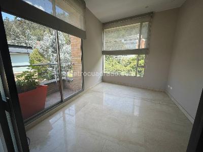 Apartamento de 2 alcobas en venta en Chapinero Alto, Bogotá, 310 m² · foto 5 de 18