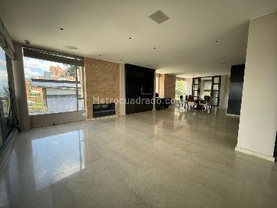 Apartamento de 2 alcobas en venta en Chapinero Alto, Bogotá, 310 m² · foto 3 de 18