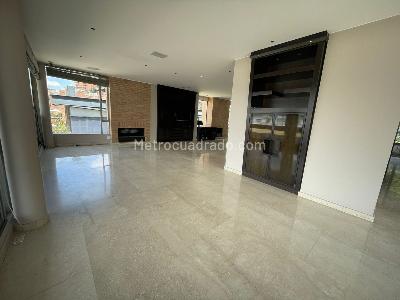 Apartamento de 2 alcobas en venta en Chapinero Alto, Bogotá, 310 m² · foto 4 de 18