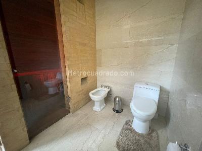Apartamento de 2 alcobas en venta en Chapinero Alto, Bogotá, 310 m² · foto 8 de 18