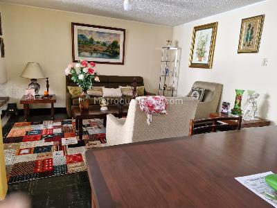 Casa en venta en San Nicolas, Bogotá · foto 3 de 20