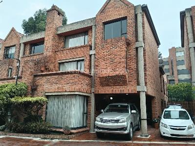 Casa de 4 alcobas en venta en Bosque De Gratamira, Bogotá, 172 m² · foto 2 de 20
