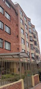 Apartamento de 3 alcobas en venta en Normandia Ii Sector, Bogotá, 69 m² · foto 2 de 19
