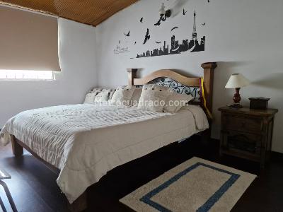 Casa de 3 alcobas en venta en Pontevedra, Bogotá, 300 m² · foto 13 de 15