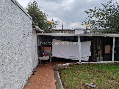 Casa de 3 alcobas en venta en Pontevedra, Bogotá, 300 m² · foto 15 de 15