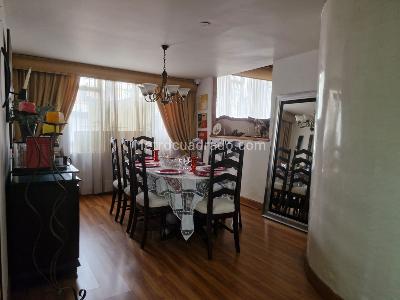 Casa de 3 alcobas en venta en Pontevedra, Bogotá, 300 m² · foto 4 de 15