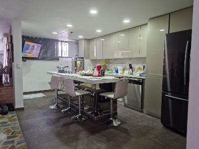 Casa de 3 alcobas en venta en Pontevedra, Bogotá, 300 m² · foto 5 de 15