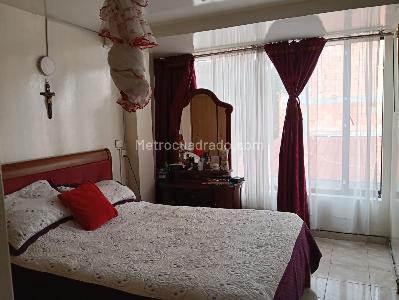 Casa de 5 alcobas en venta en Potrerillos De Suba, Bogotá, 160 m² · foto 11 de 17