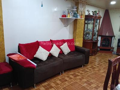 Casa de 5 alcobas en venta en Potrerillos De Suba, Bogotá, 160 m² · foto 6 de 17