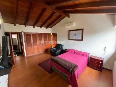 Apartamento de 3 alcobas en venta en Ibague Barrio La Pola, Ibagué, 177 m² · foto 16 de 19