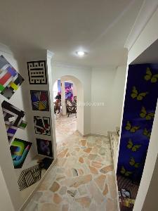 Apartamento de 3 alcobas en venta en Ibague Barrio La Pola, Ibagué, 177 m² · foto 3 de 19
