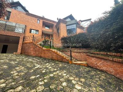 Casa de 5 alcobas en venta en Portal De Fusca, Chía, 480 m² · foto 3 de 18