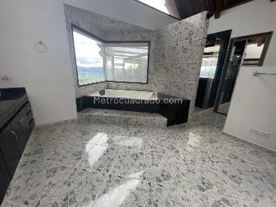 Casa de 5 alcobas en venta en Portal De Fusca, Chía, 480 m² · foto 6 de 18