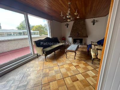 Apartamento en venta en Chico, Bogotá · foto 3 de 18