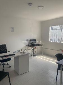 Casa de 5 alcobas en venta en Alcazares Norte, Bogotá, 207 m² · foto 13 de 18
