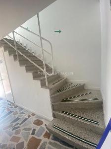 Casa de 5 alcobas en venta en Alcazares Norte, Bogotá, 207 m² · foto 9 de 18