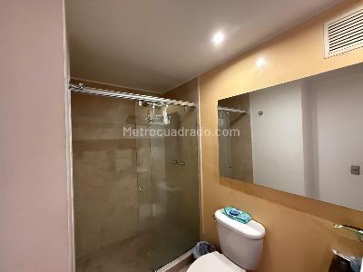 Apartamento de 3 alcobas en venta en Cedro Narvaez, Bogotá, 105 m² · foto 17 de 20