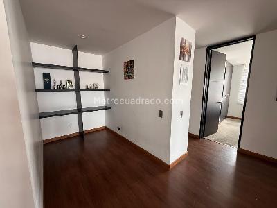Apartamento de 3 alcobas en venta en Cedro Narvaez, Bogotá, 105 m² · foto 5 de 20