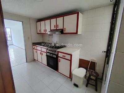 Apartamento en venta en Normandia, Bogotá · foto 8 de 13