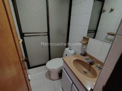 Apartamento en venta en Normandia, Bogotá · foto 10 de 13